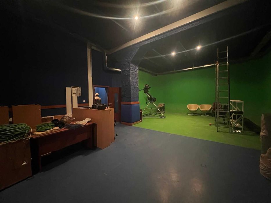 Оренда приміщення під відеостудію/телекомпанію. Хромакей. 880 м2
