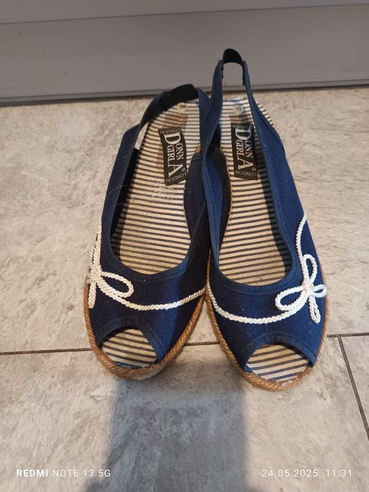 Sandały damskie na koturnie rozmiar 39