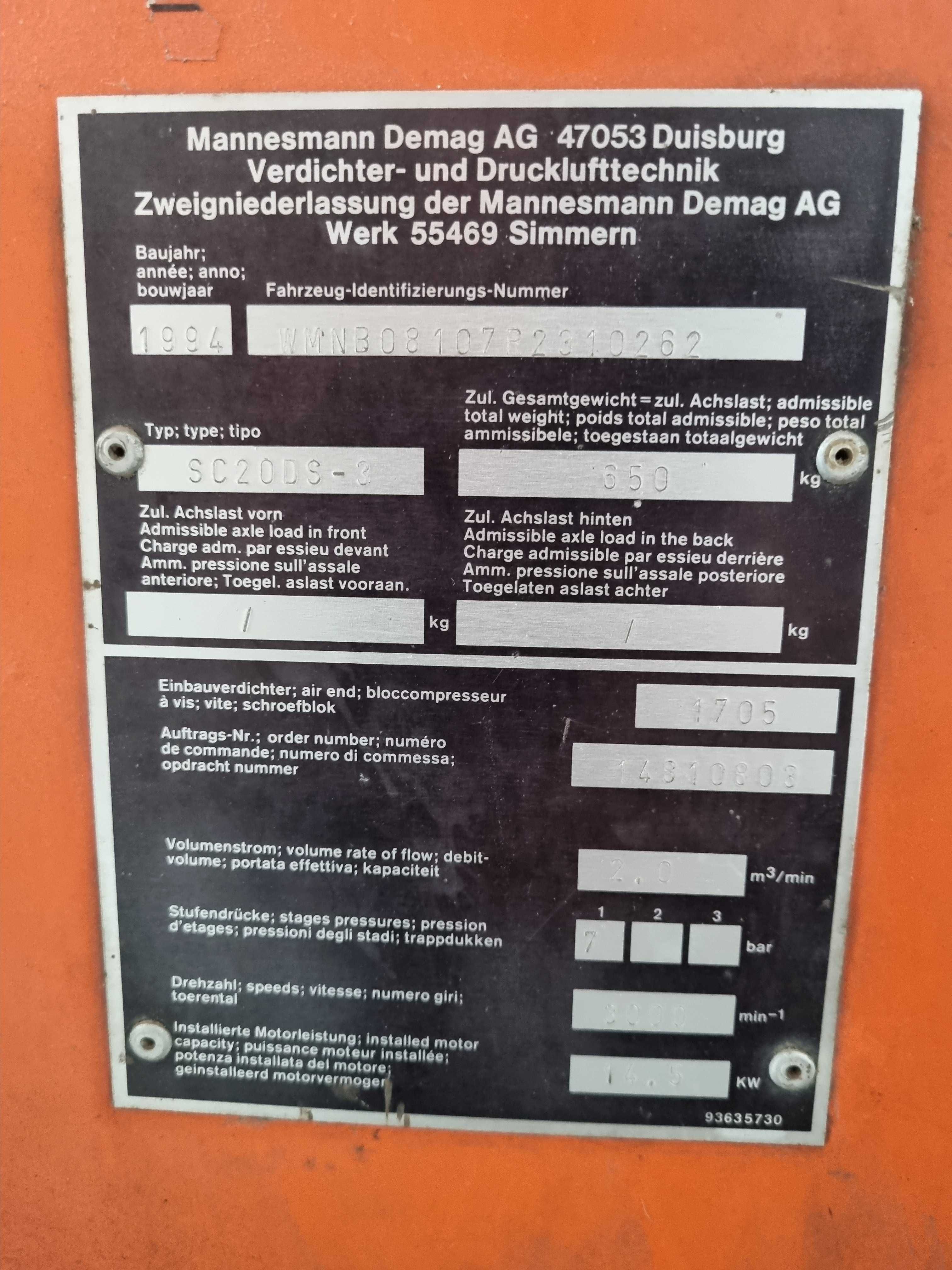 Kompresor śrubowy DEMAG 2m³