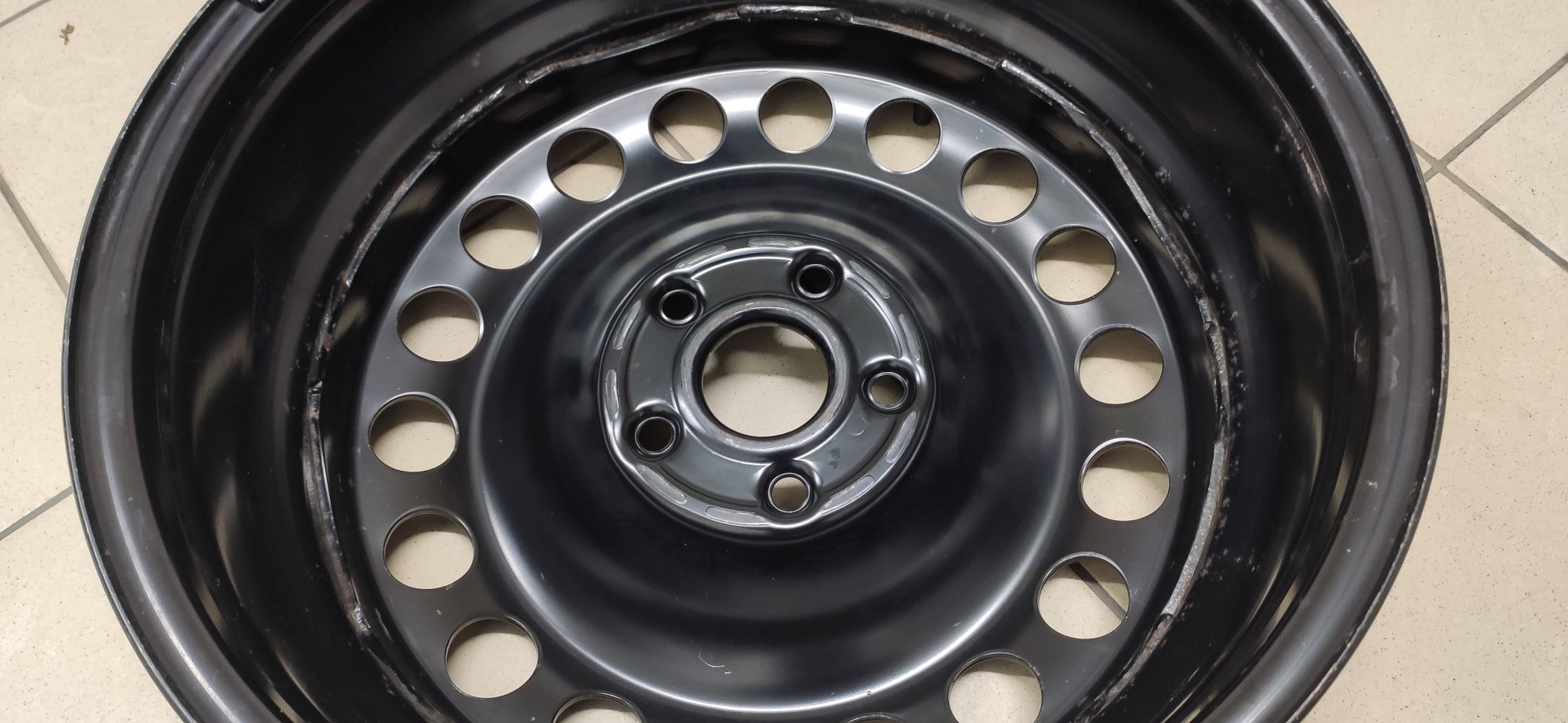 Диски+колпаки R-17 5*112, 6,5j, et38, цо57,1 (Volkswagen, Skoda)