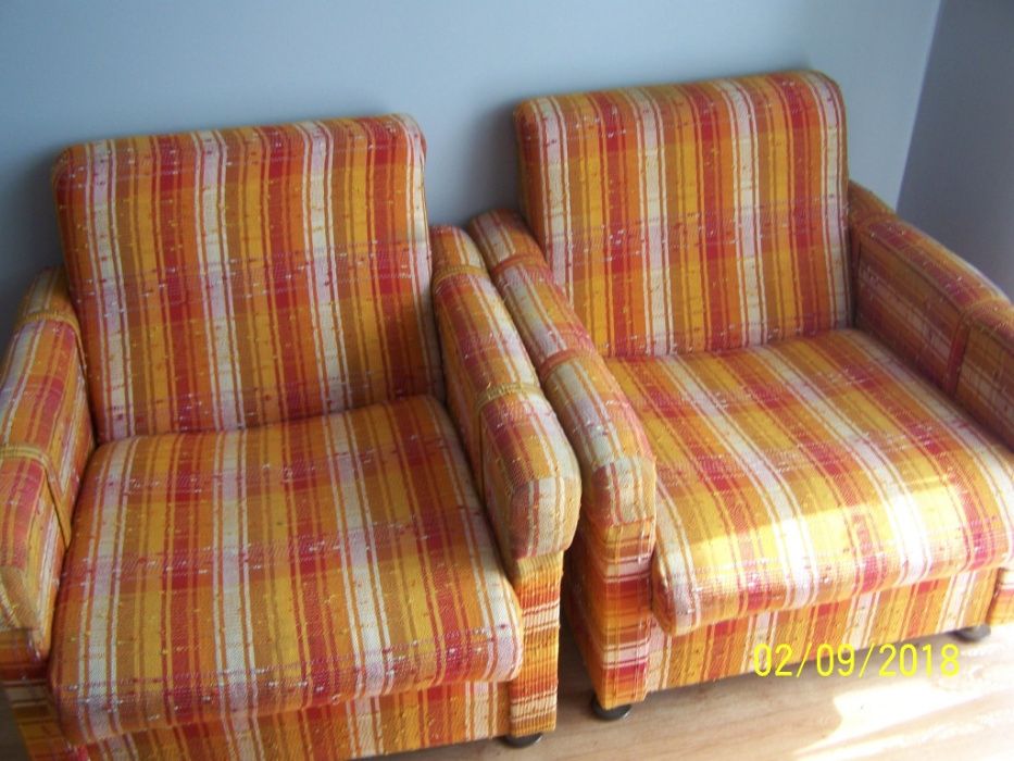 Fotel w dobrym stanie vintage do renowacji tapicerowania  !