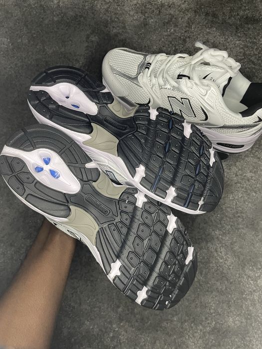 New balance 530 -Tamanhos 37, 38, 39 e 40 disponíveis.