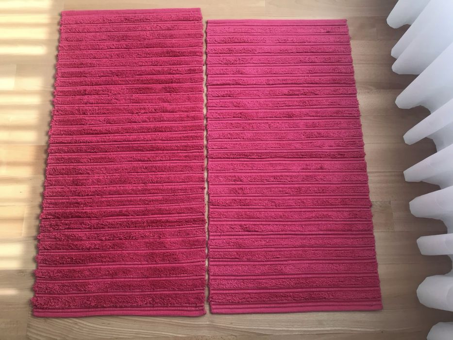 Conjunto de 2 tapetes  rosa fuchia Allegro