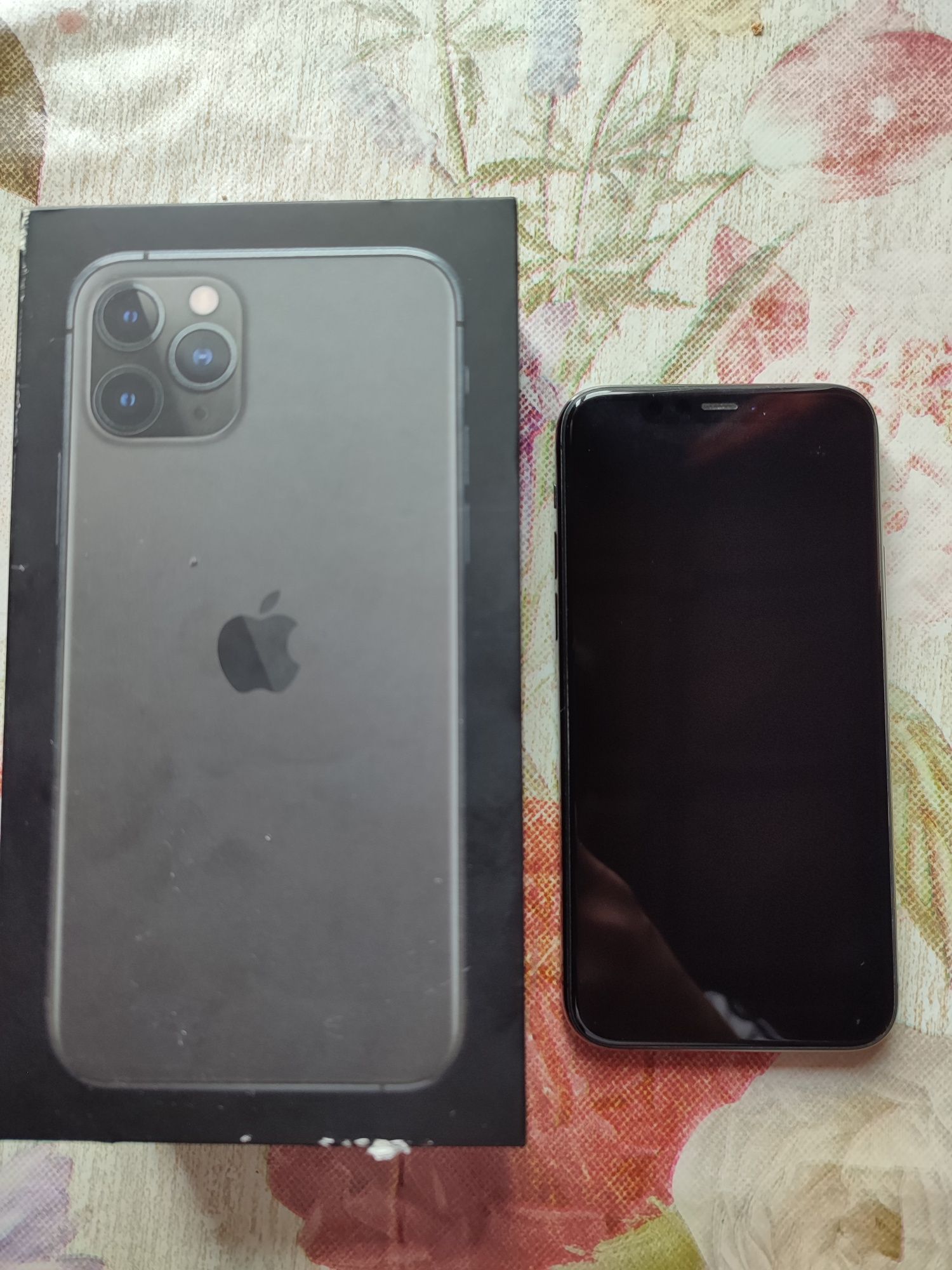 iPhone w bardzo dobrym stanie