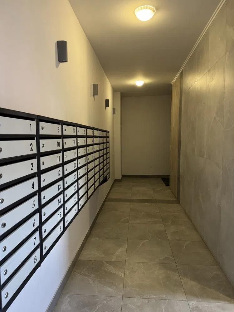 Продаж 2 кімнат 69 м2 вул. Зелена ЖК Яскравий сихів + Комірка