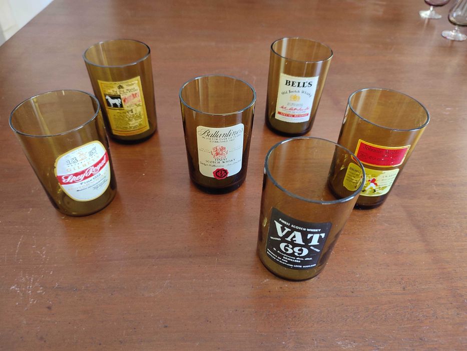 Copos de vidro escuro para Whisky ou bebidas espirituosas