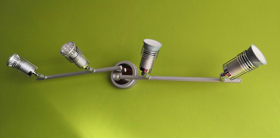 Lampa LED listwowa sufitowa łamana regulowaną 4x led GU10