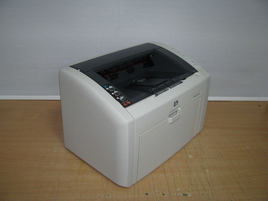 Принтер HP LaserJet 1022 з Європи
