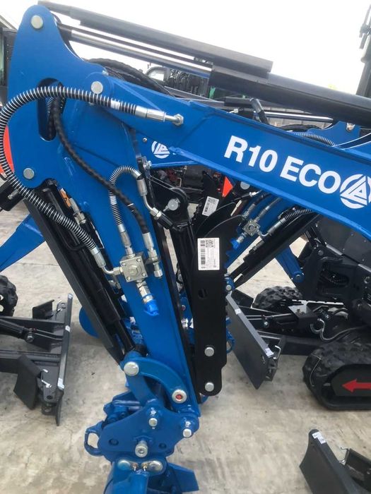 KUBOTA RIPPA R10 Kabina Joystick minikoparka