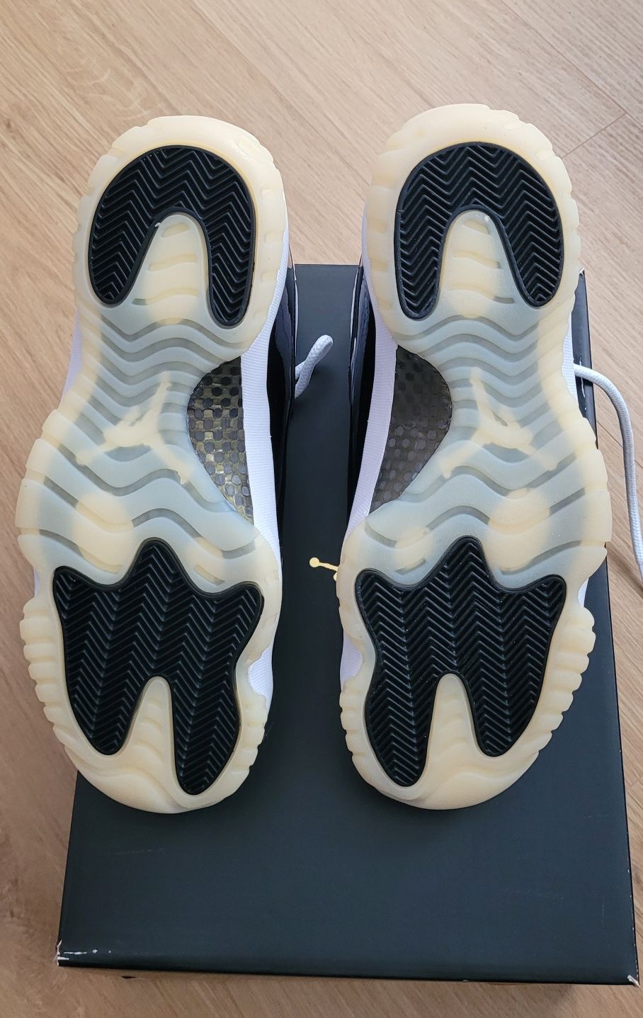 Nike Air Jordan 11 (rozm. 44,5- 28,5cm)