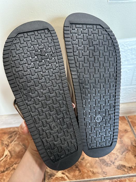 Тапочки босоніжки 40р