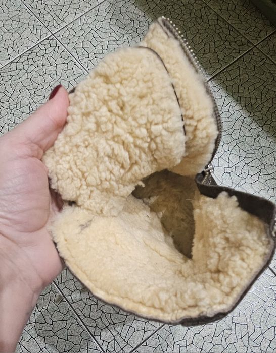 Продам кожаные, теплые ботинки  " BLACKSTONE "/ Нидерланды 40р.