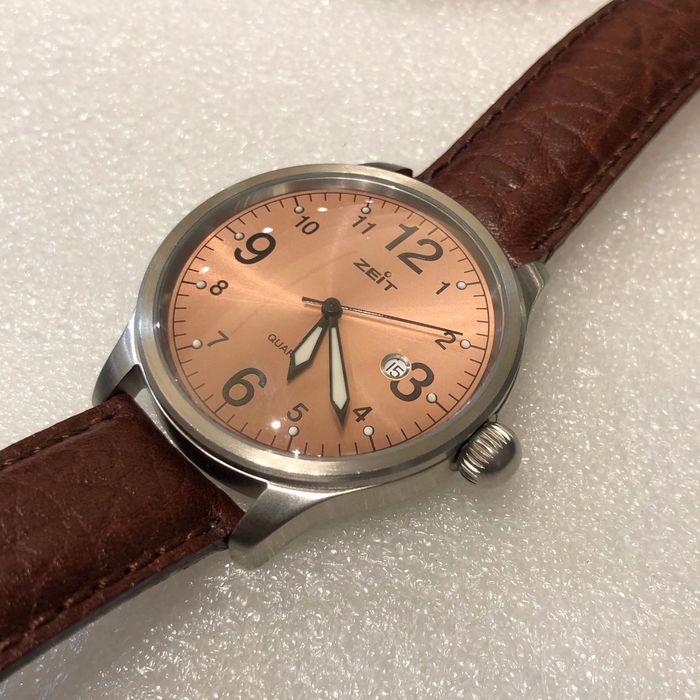 Relógio Zeit Quartz 42mm - Nunca Usado com Etiqueta