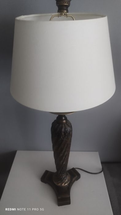 Używana lampka nocna