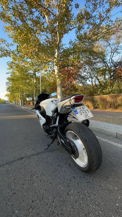 Продам Honda CBR1000RR
