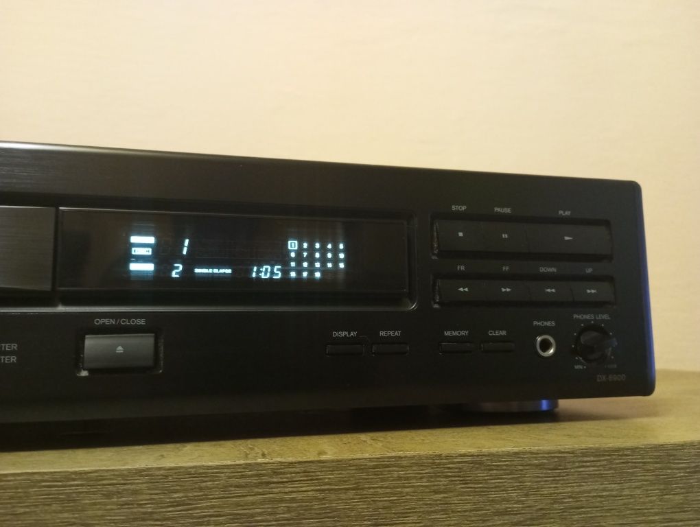 Odtwarzacz CD Onkyo DX-6900 zadbany