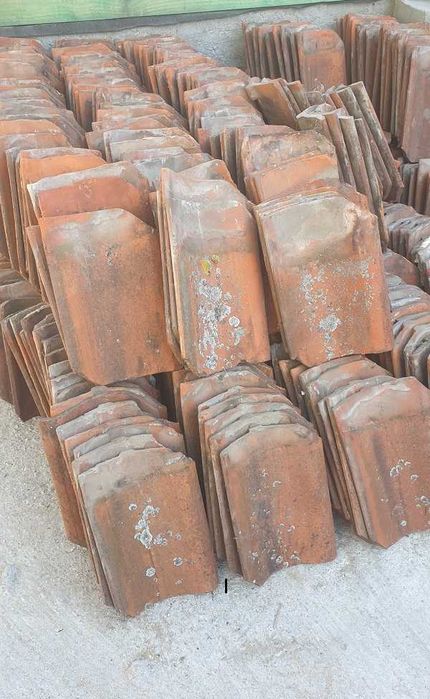 Używana dachówka ceramiczna esówka