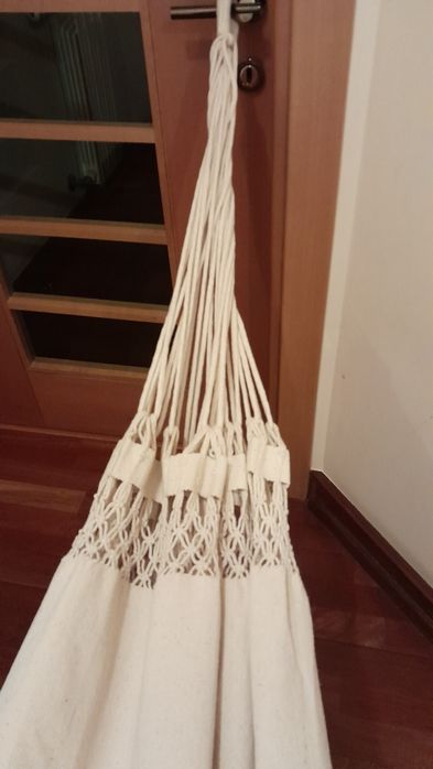 Cama de rede de tecido e renda