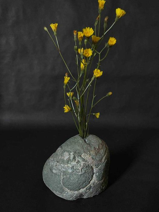 Стильний декор з натурального каміння. Ваза, підсвічник, підставка