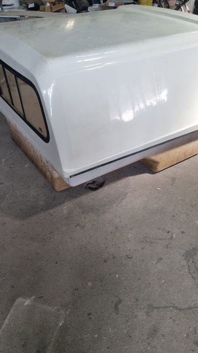 Hardtop Mitsubishi L200