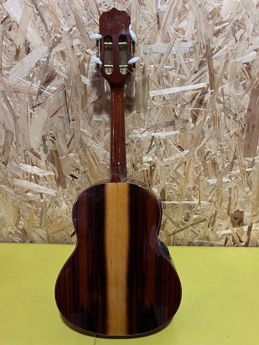 Cavaco Rozini pronto pra tocar, pra pessoas exigentes.