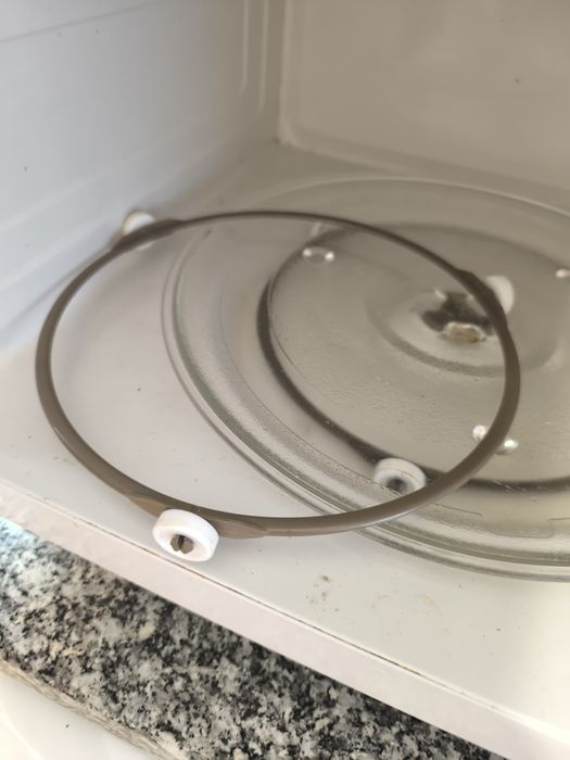 Microondas, cinzento metalizado