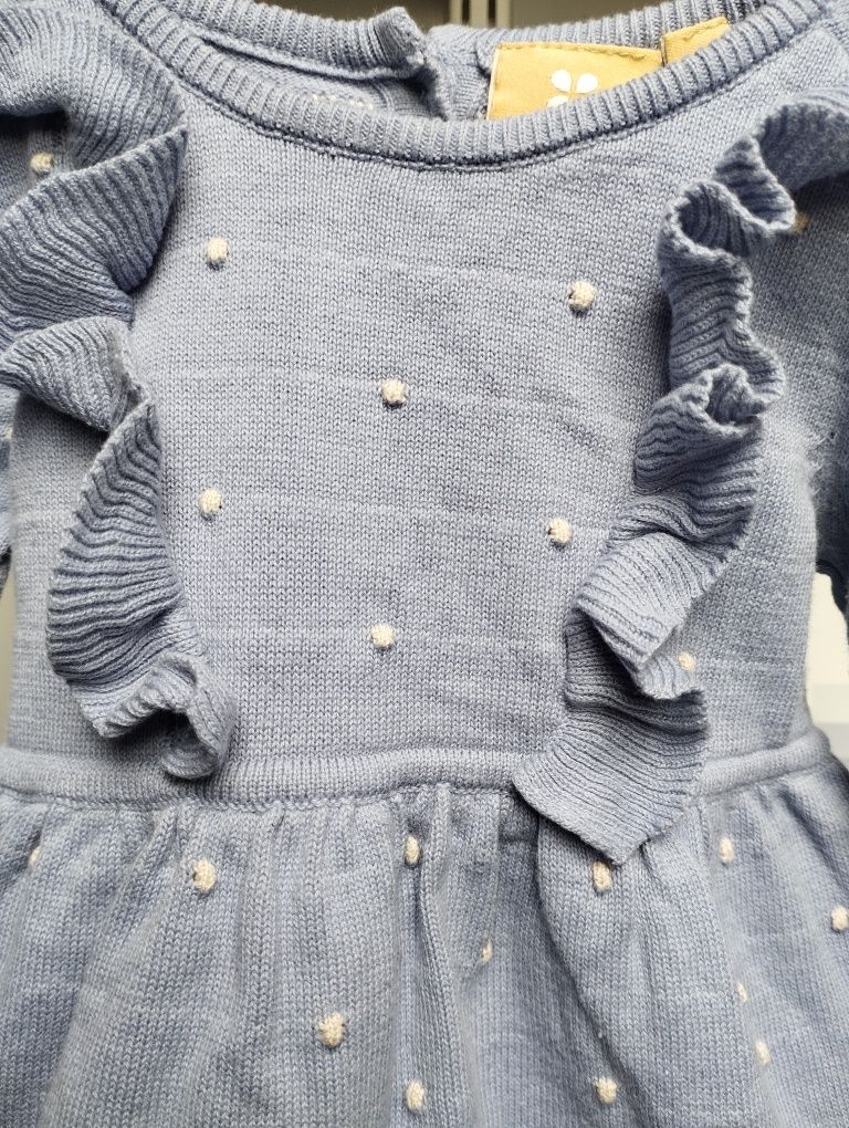 Sukienka niemowlęca Manor baby h&m kropki sweterkowa z falbanką 74