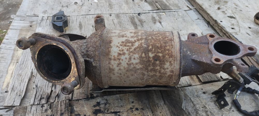 Катализатор Kia Soul 1,Киа W2A550