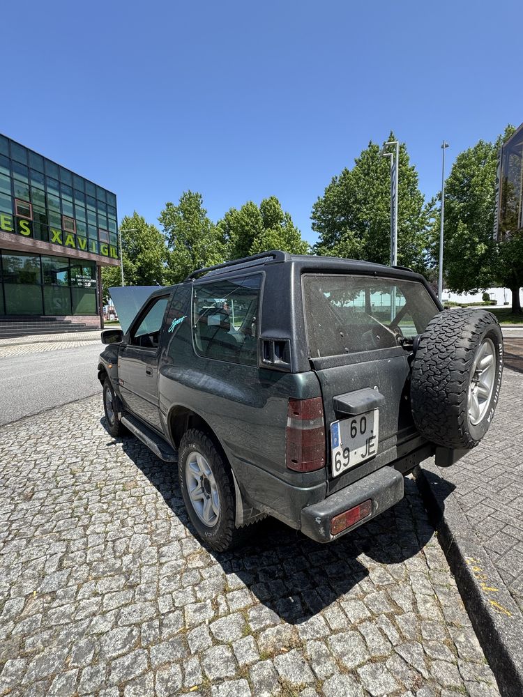 Opel frontera 2.5 tds