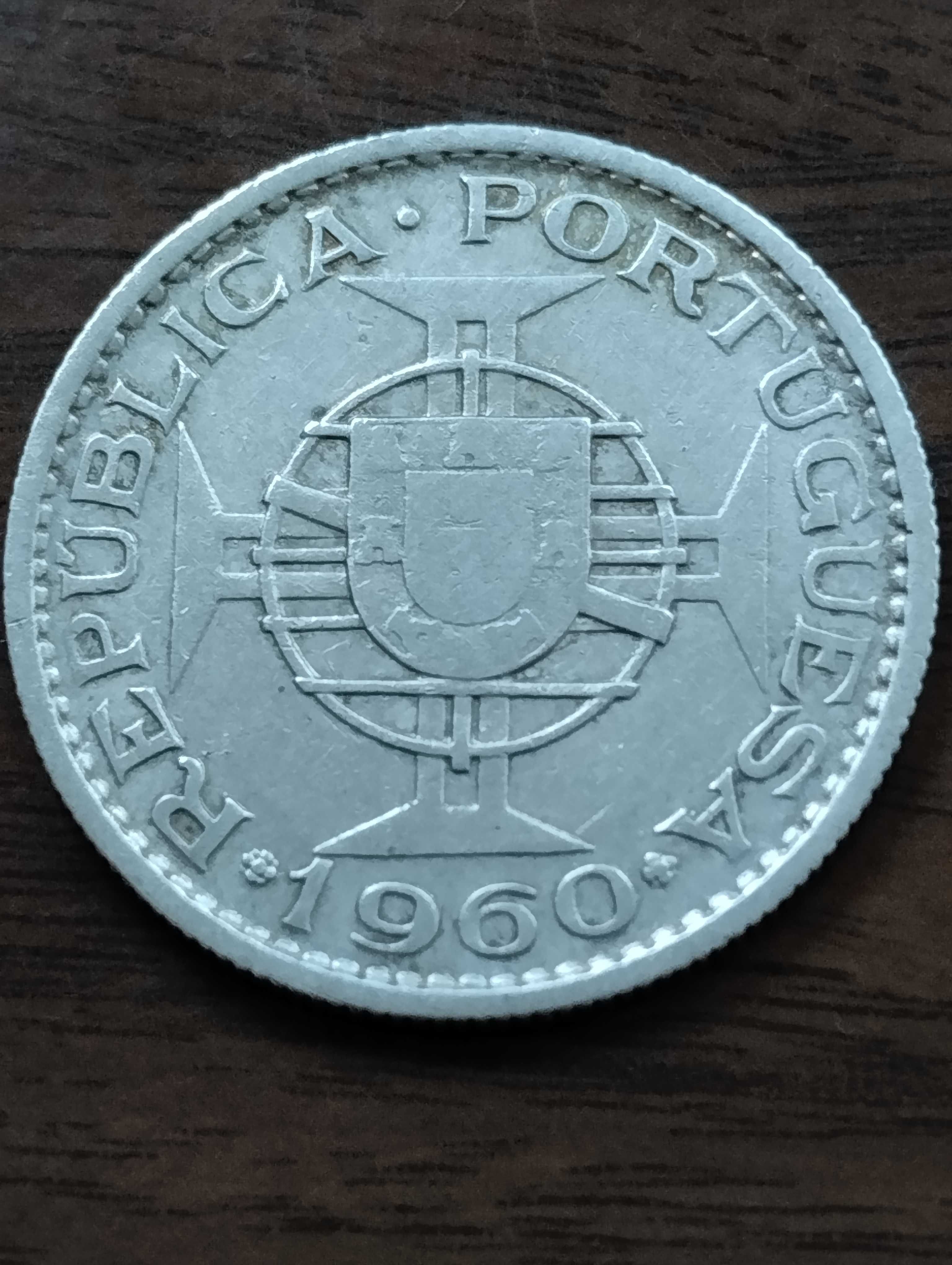 Moeda de 10 escudos de 1960, em Prata, de Moçambique