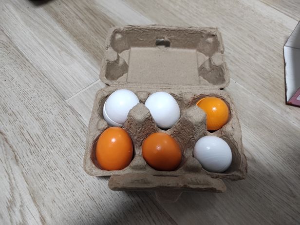 Игрушка лоток яйца деревянные
