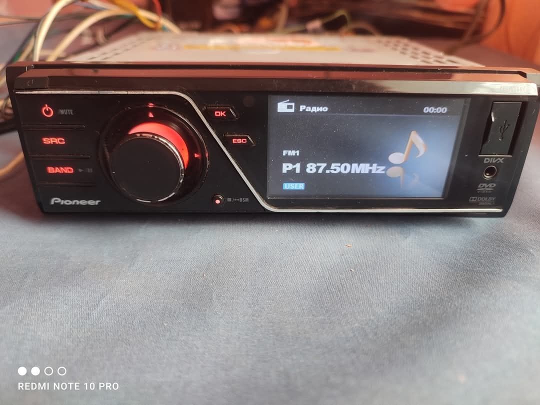 Продам магнитолу pioneer