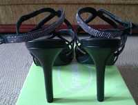 Czarne sandały na obcasie Graceland roz. 38 NOWE