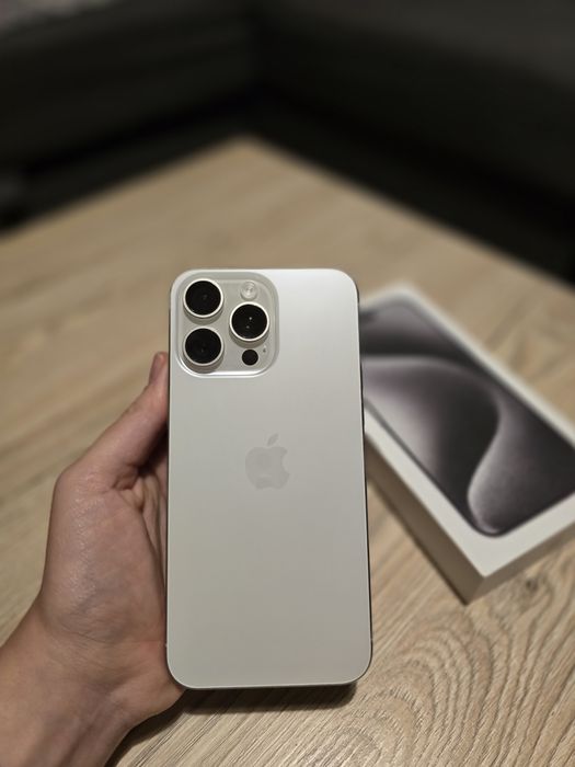 Продам iphone 15 pro max 256 gb white