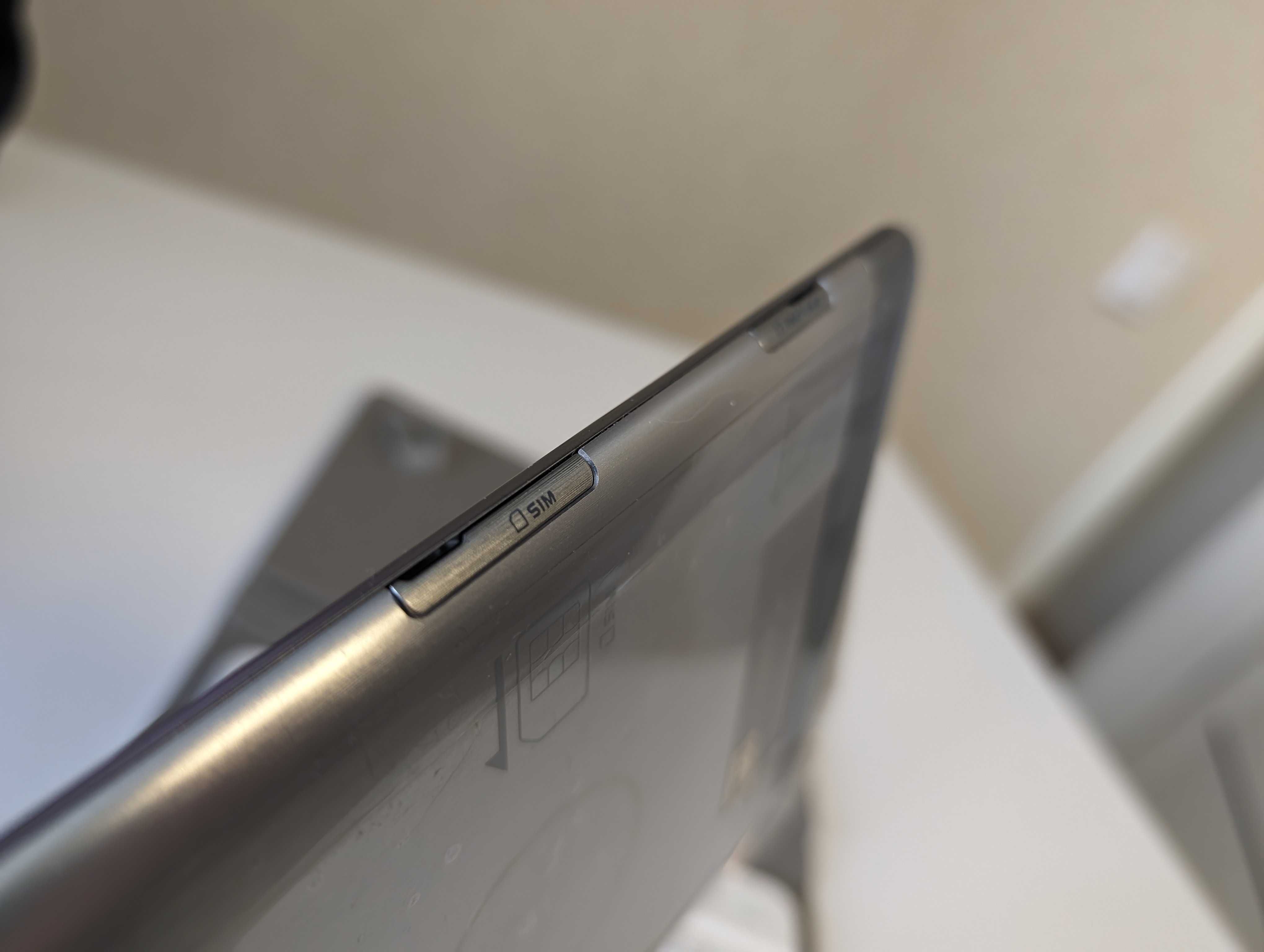 Samsung Galaxy Tab 7.7 P6800 с клавиатурой