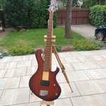 Gitara basowa Marathone