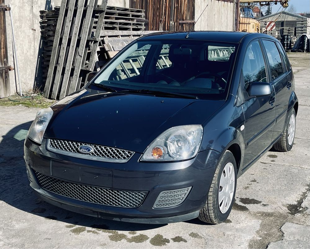 Ford Fiesta MK6 5- drzwi