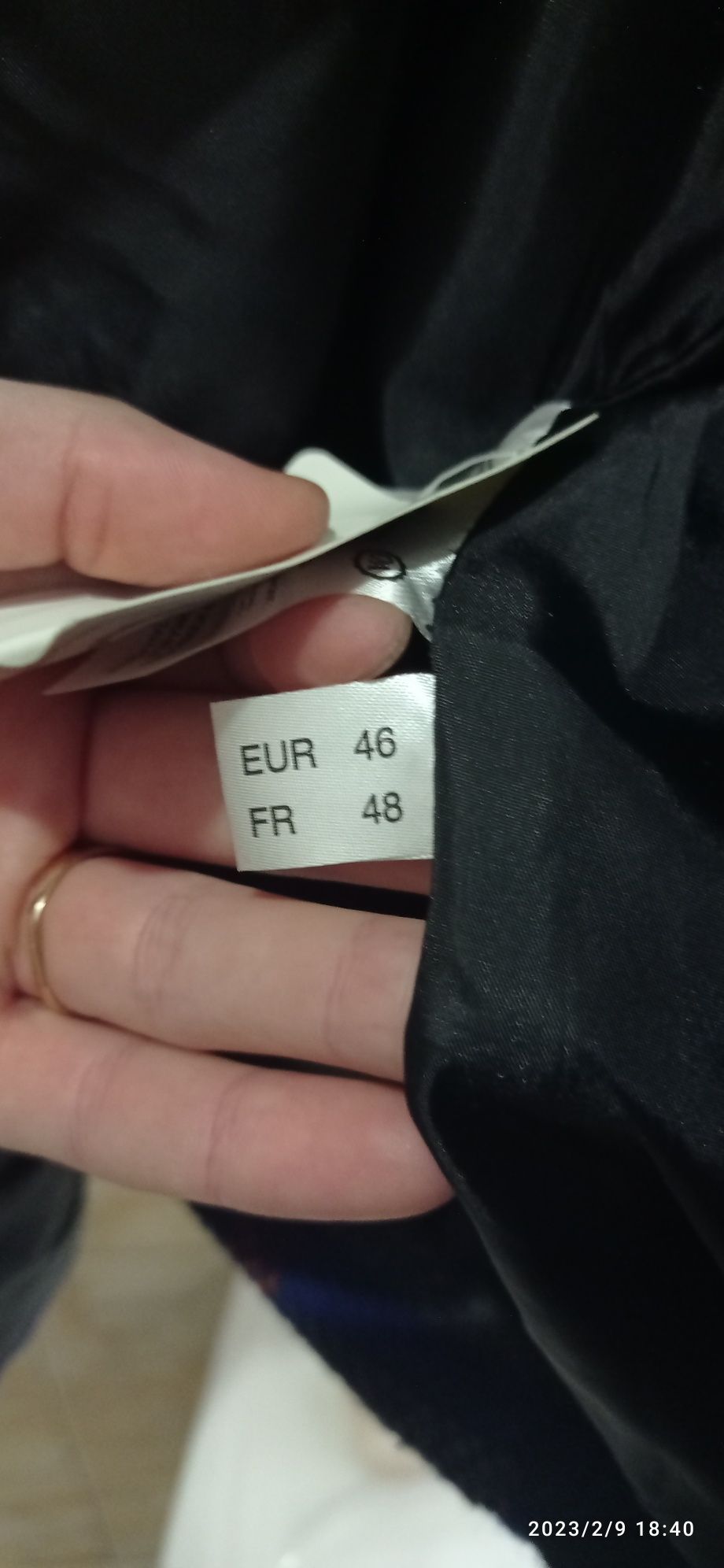 Жіноче пальто OUTERWEAR ((Нове, ніколи не вдягалось.))