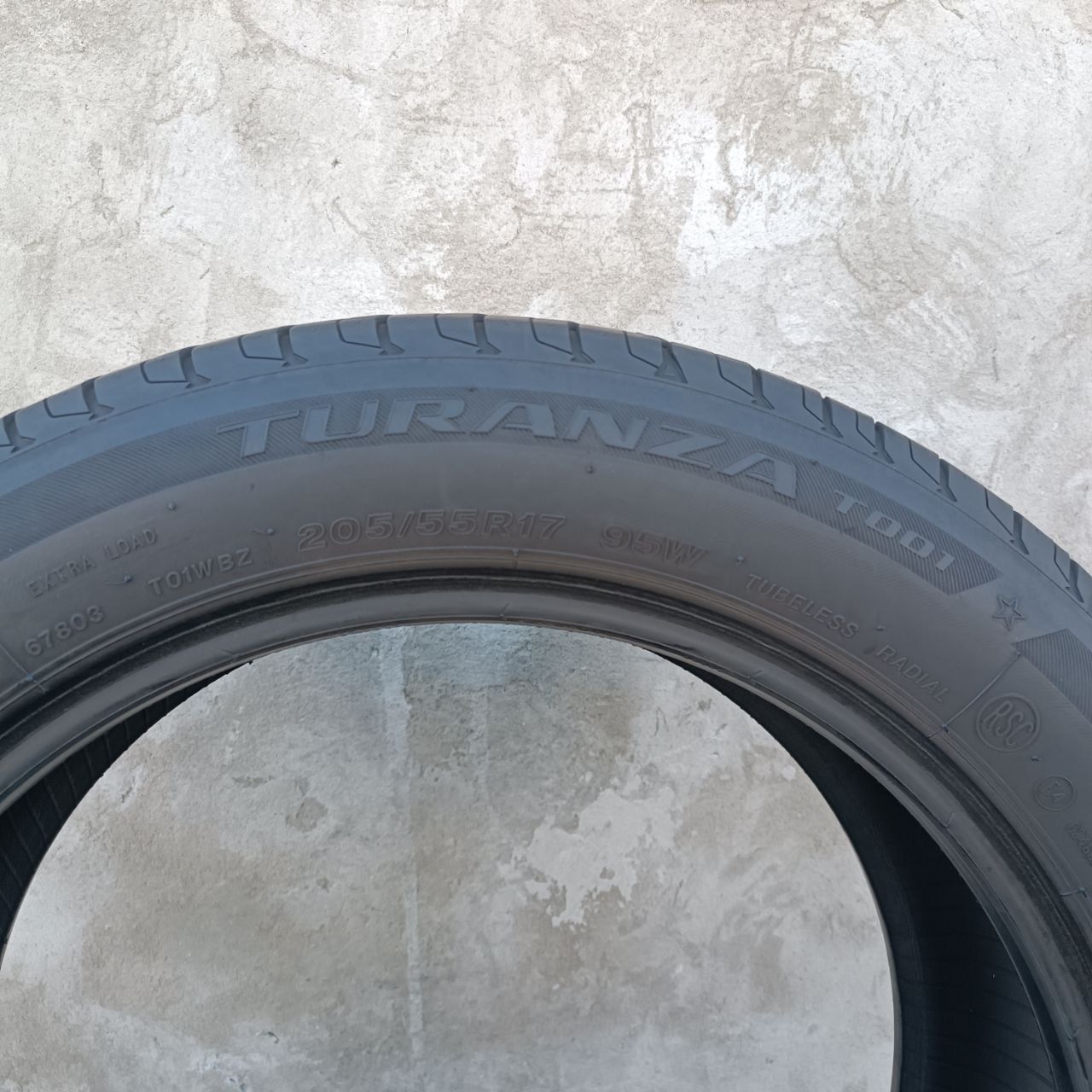 Акційна ціна! Шини Bridgeston Turanza Ren Flat 205/55 R17