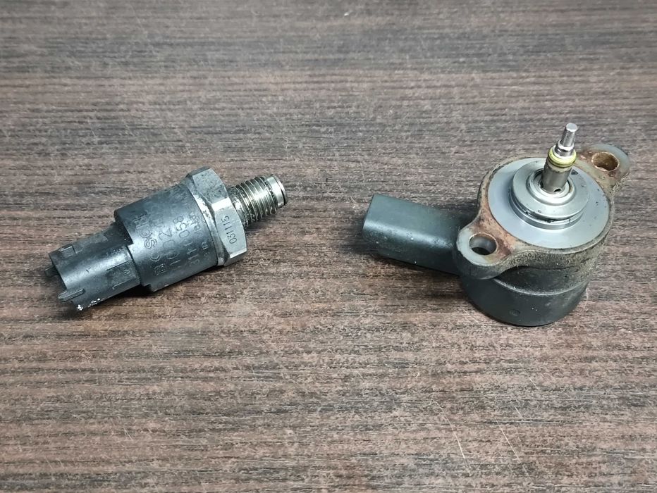 Regulator ciśnienia paliwa Renault Trafic 1.9DCI 0281/002/493 Siedlce