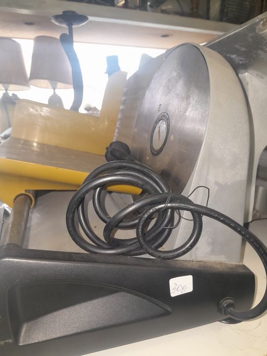 Vendo diversos modelos de fiambreiras