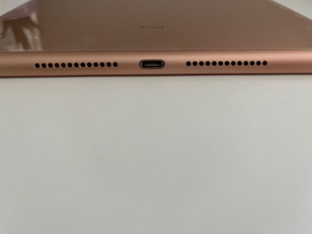 I Pad 8 generacji - 32 GB