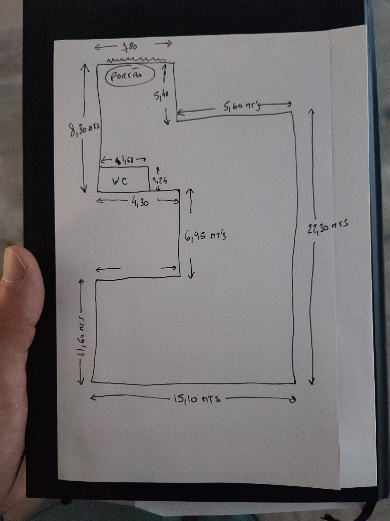 Armazém 300m2 -Maximinos -Rua do Caires -Alarme -Sistema de Vigilância