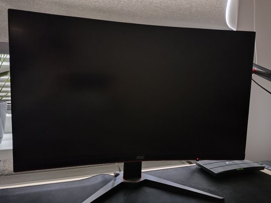 Komputer gamingowy + monitor 144Hz – świetny zestaw dla gracza!