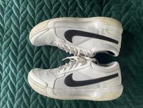 Używane męskie buty sportowe nike