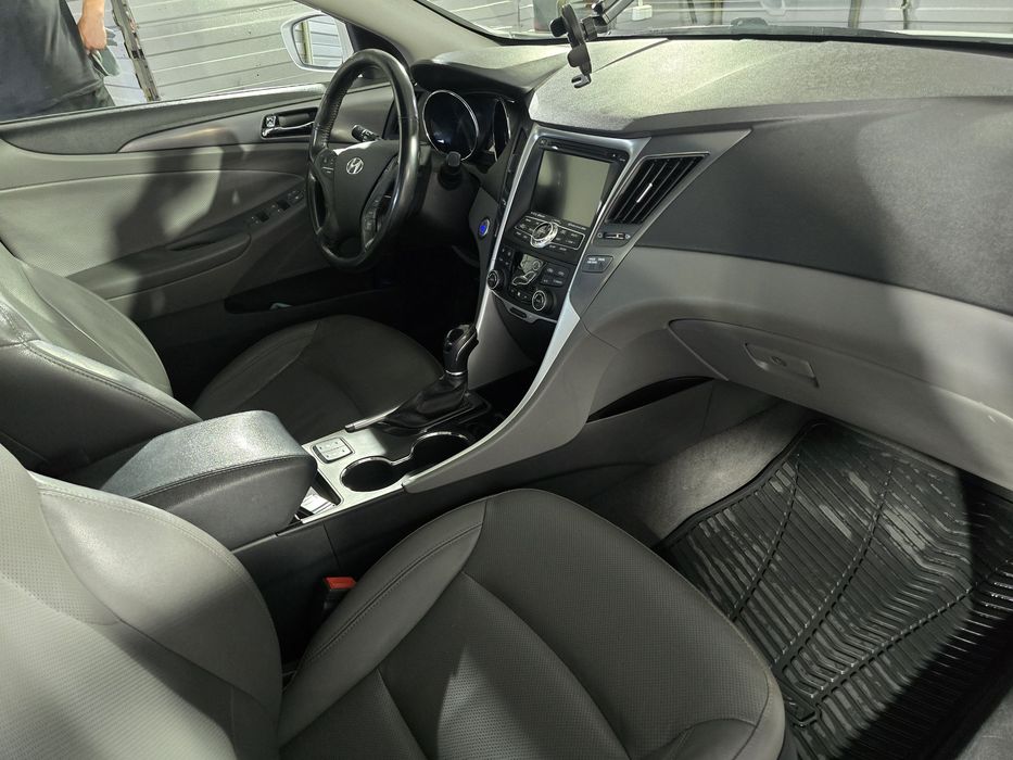 Продам Hyundai SONATA HYBRID 2013