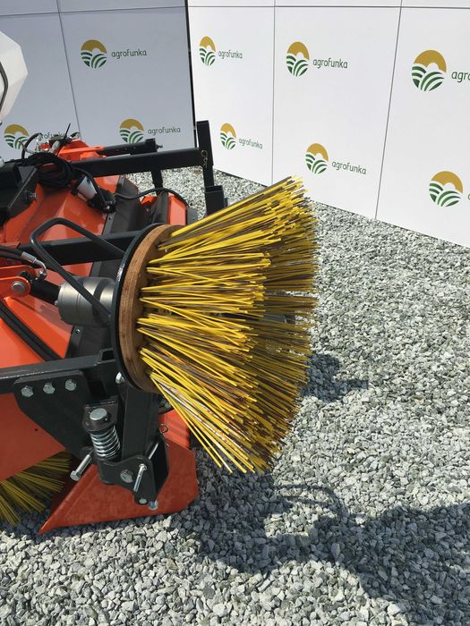 Zamiatarka 2,0m hydrauliczna szczotka do ciągnika Metal-Technik