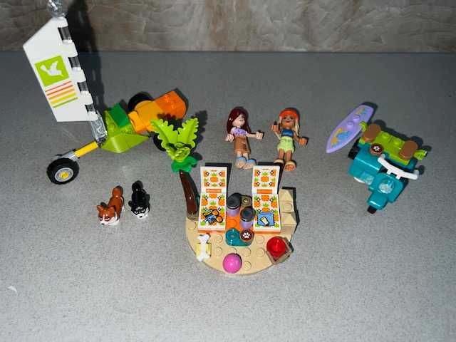 LEGO Friends 42641 Przygoda z surfującymi psami i skuterem
