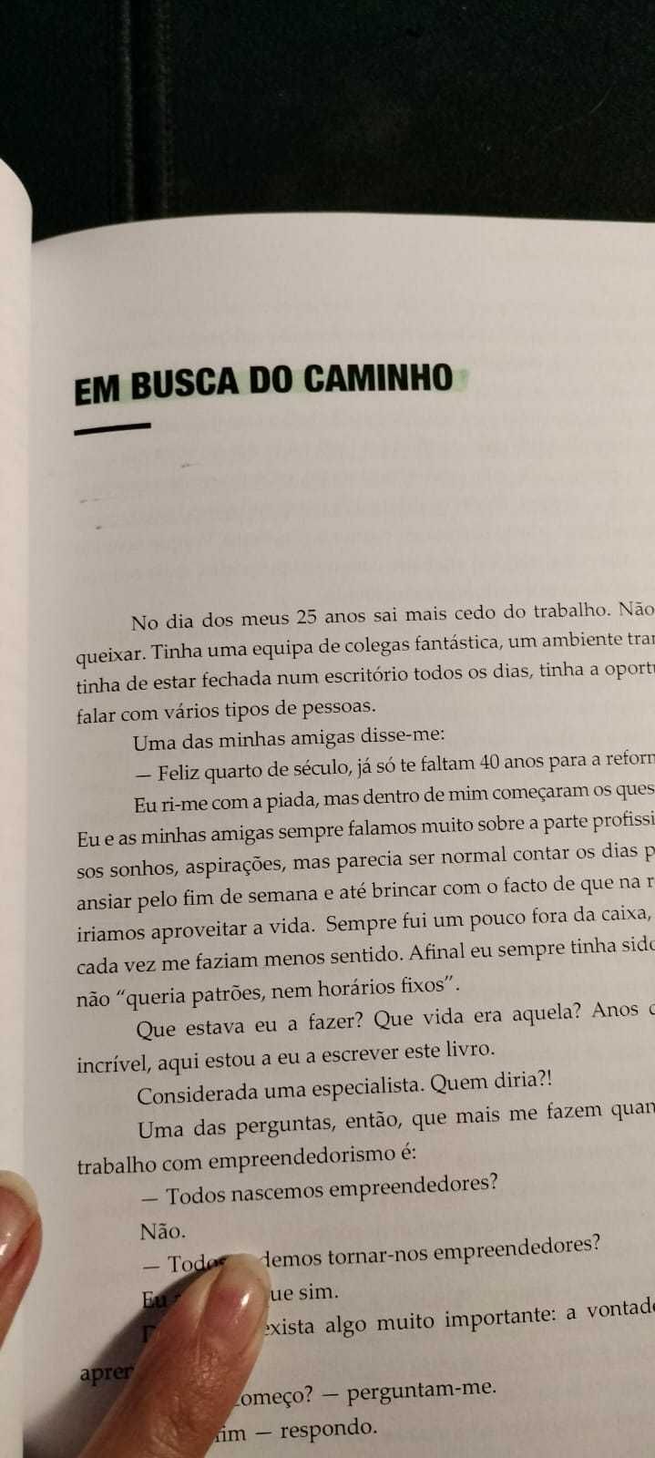 Livro "empreender sem desculpas"