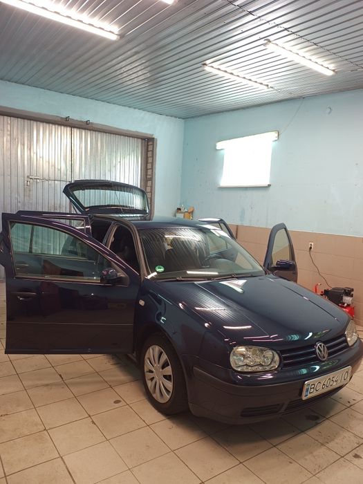 Гольф 4 рік2002 пробіг 247000 мотор після капіталки